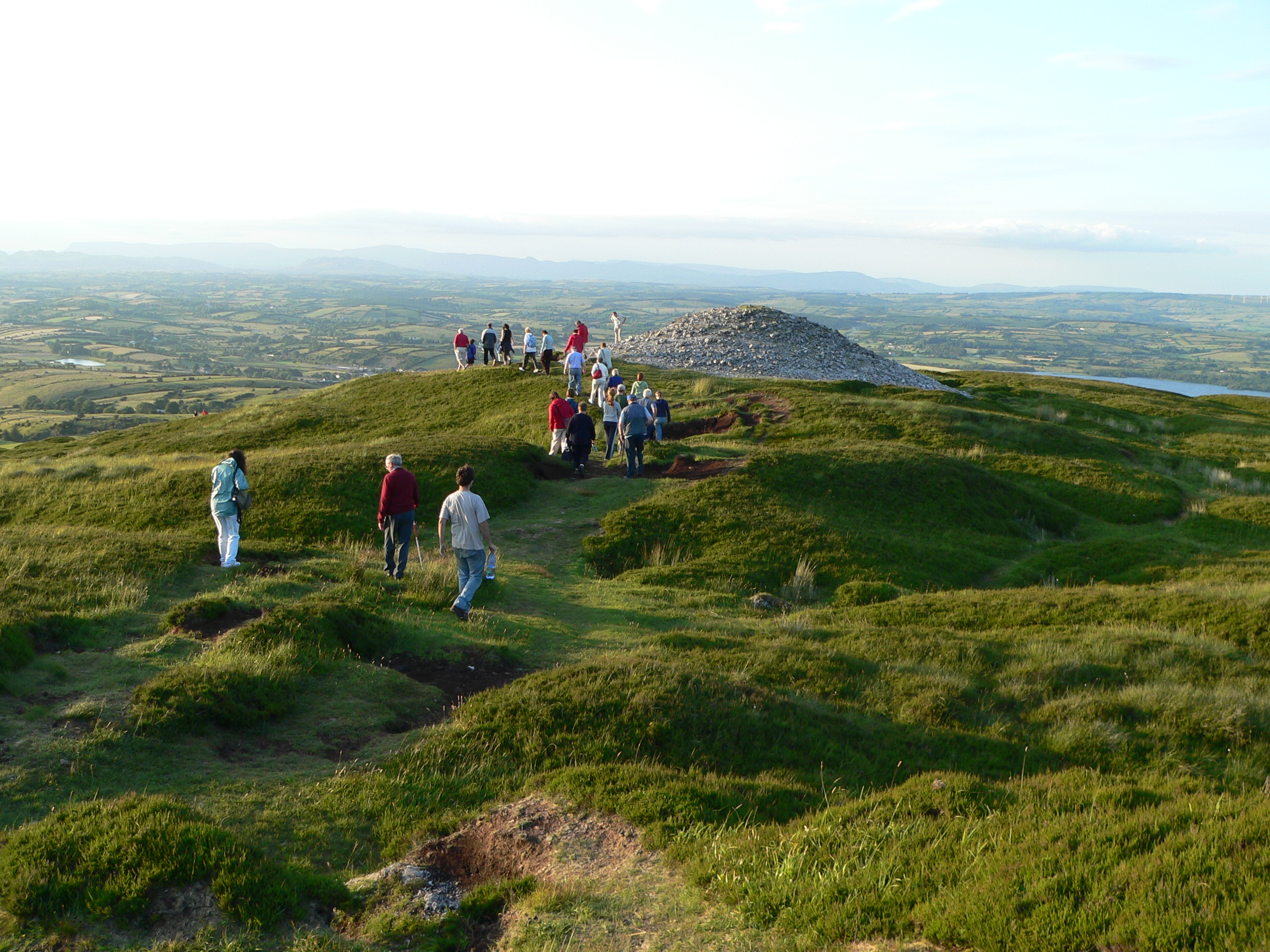 Die Carrowkeel Cairns - http://static.panoramio.com