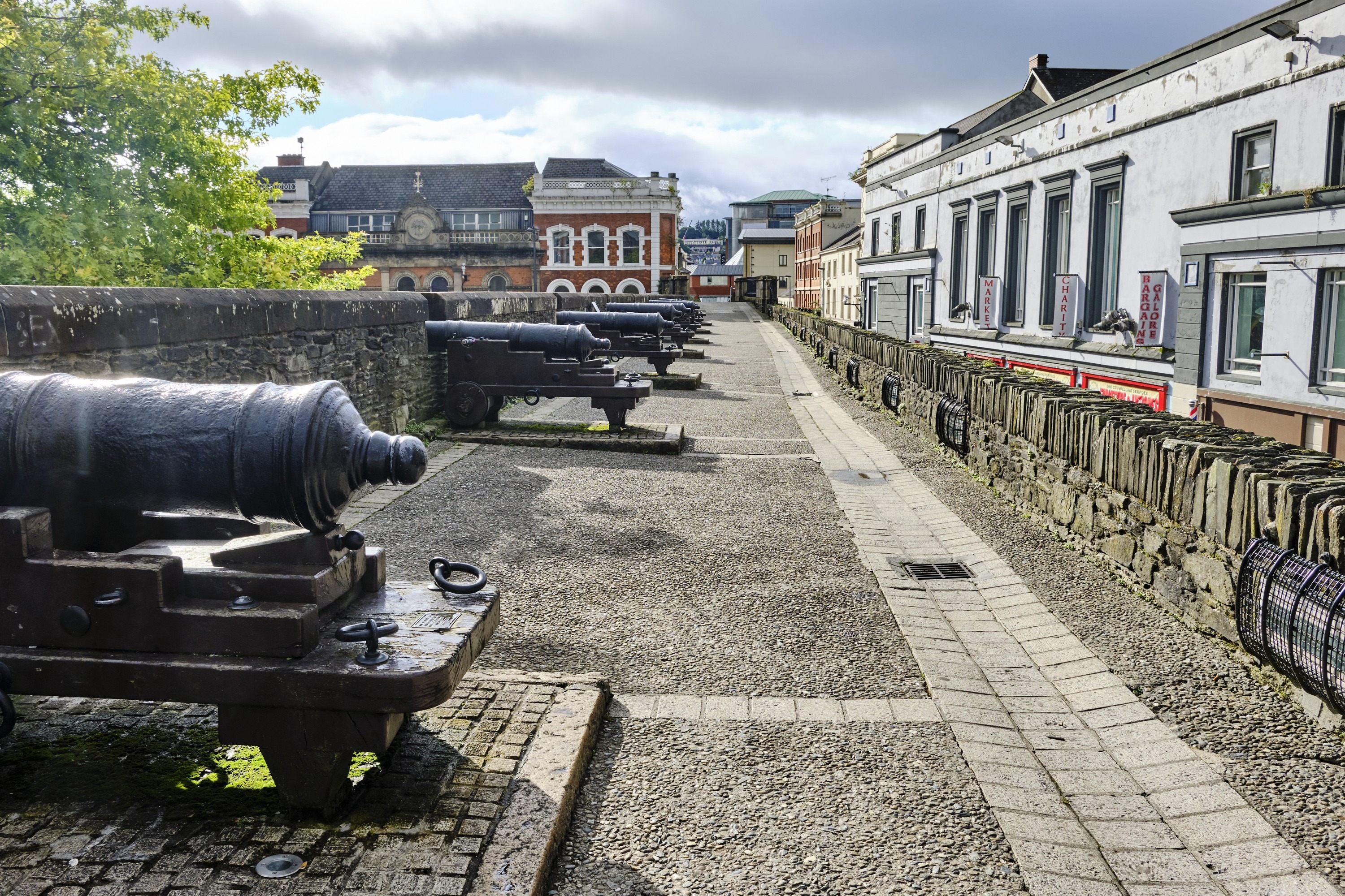 Derry walls - © Davide 