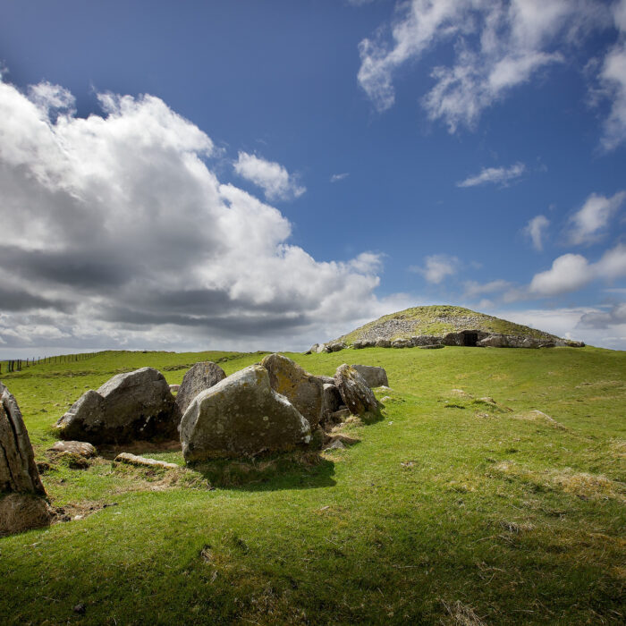 Der Loughcrew Cairns - Michael Foley - cc