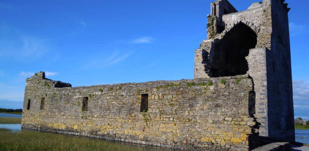 carrigafoyle castle scaled