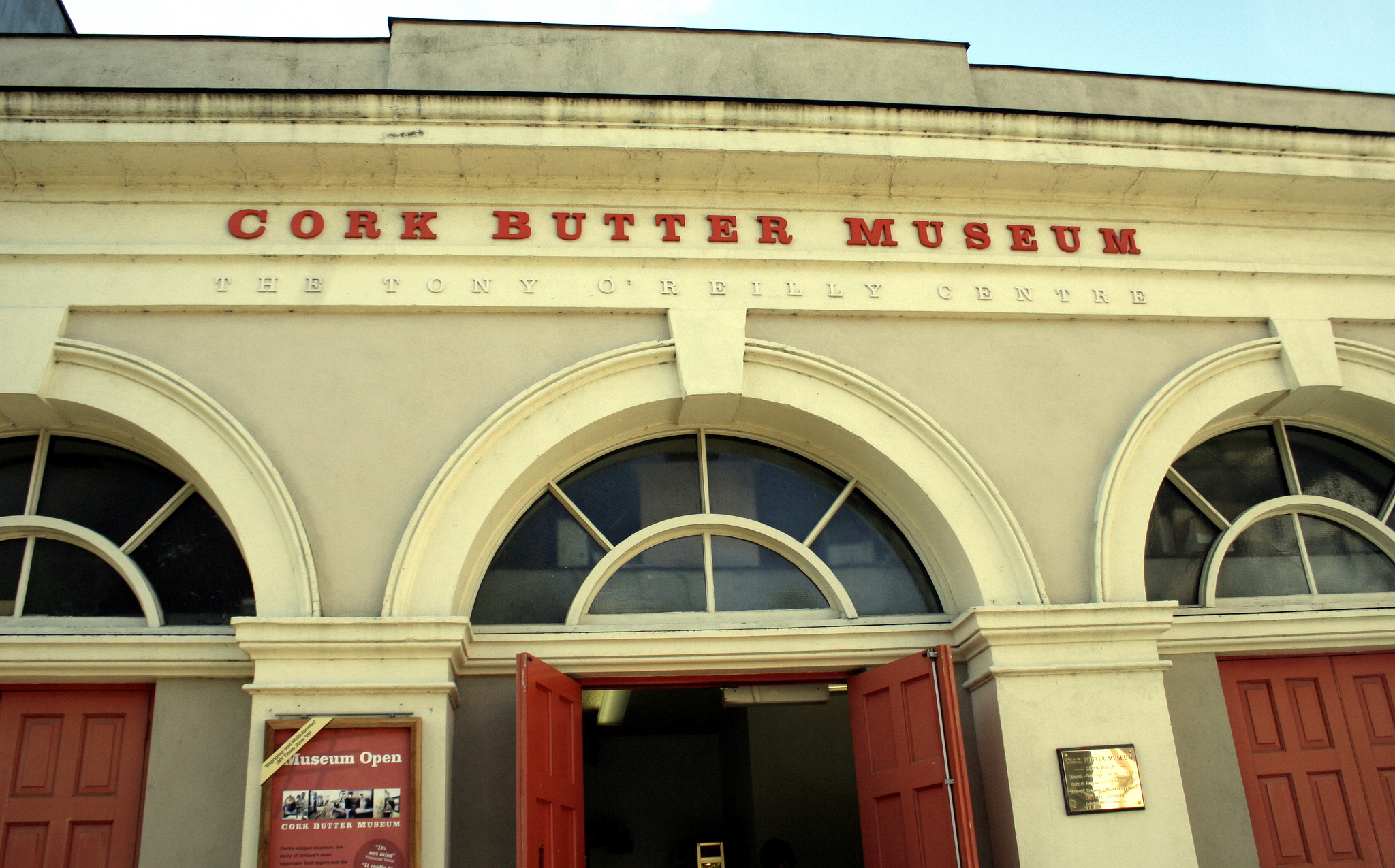 Das Cork Butter Museum - Ari Bronstein - cc