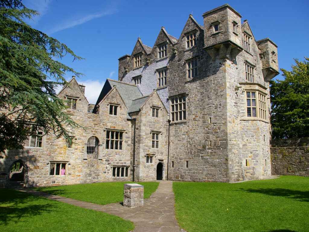 Das Donegal Castle - Hec Tate - cc
