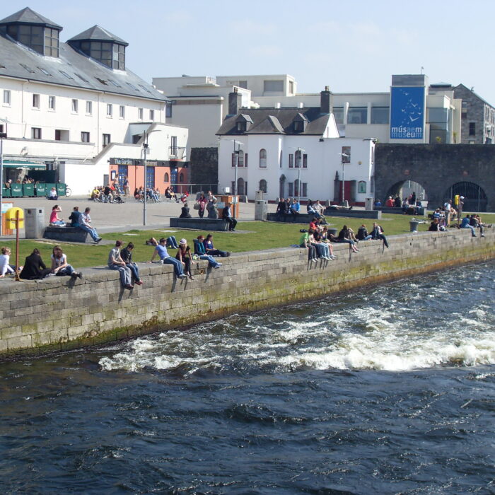 Der Spanische Bogen in Galway - Barnacles Budget Accommodation - cc