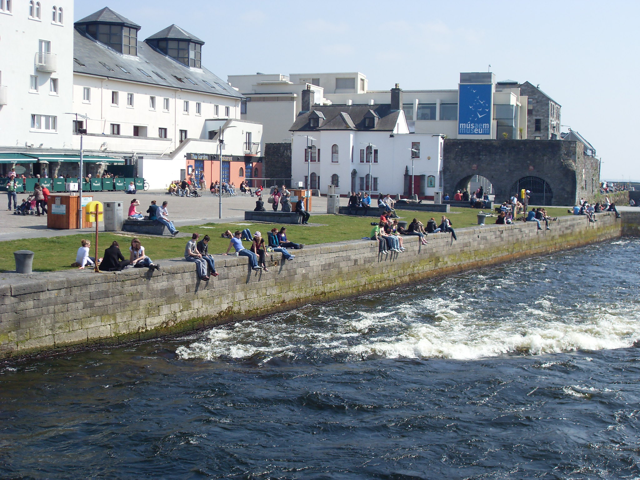 Der Spanische Bogen in Galway - Barnacles Budget Accommodation - cc