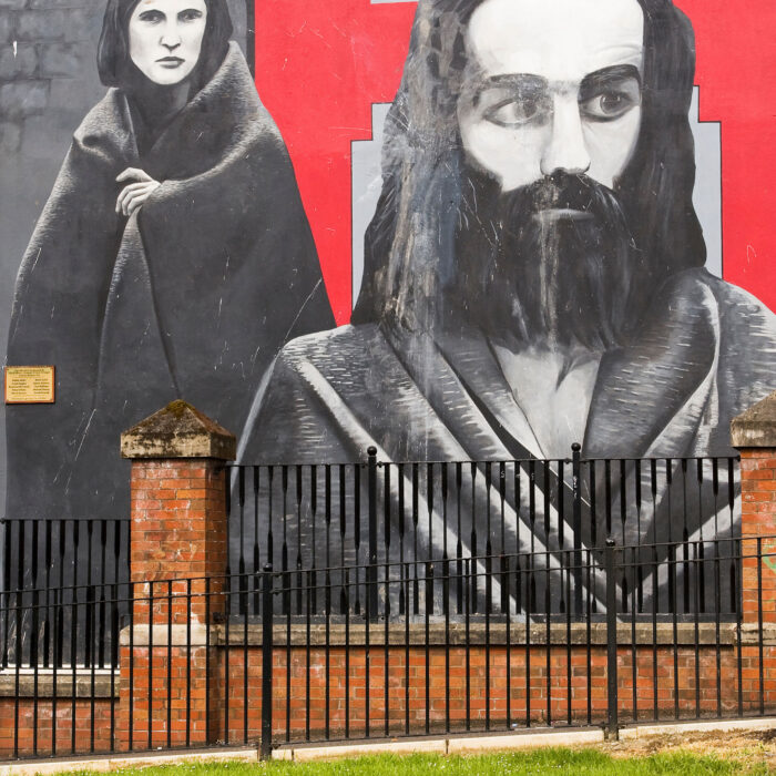 Blanket Protest auf einer Mauer in Derry - © eric epoudry