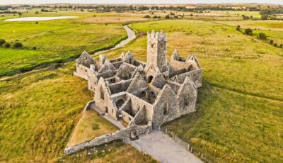Die Ross Errily Abbey - zambezi