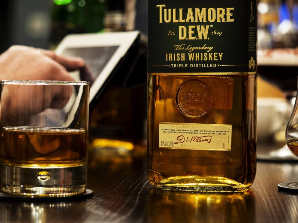 Du whiskey Tullamore Dew - © Игорь Головнёв - stock.adobe.com