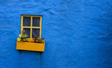 Eine Hausfassade in Irland - © Gabriel Cassan