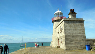 howth lighthouse 1