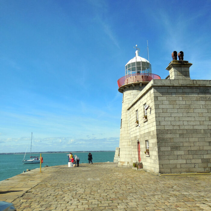 howth lighthouse 1