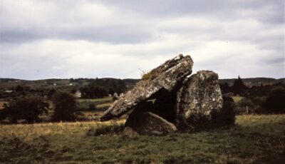Der Dolmen Drumanone - Wanfried-Dublin - cc