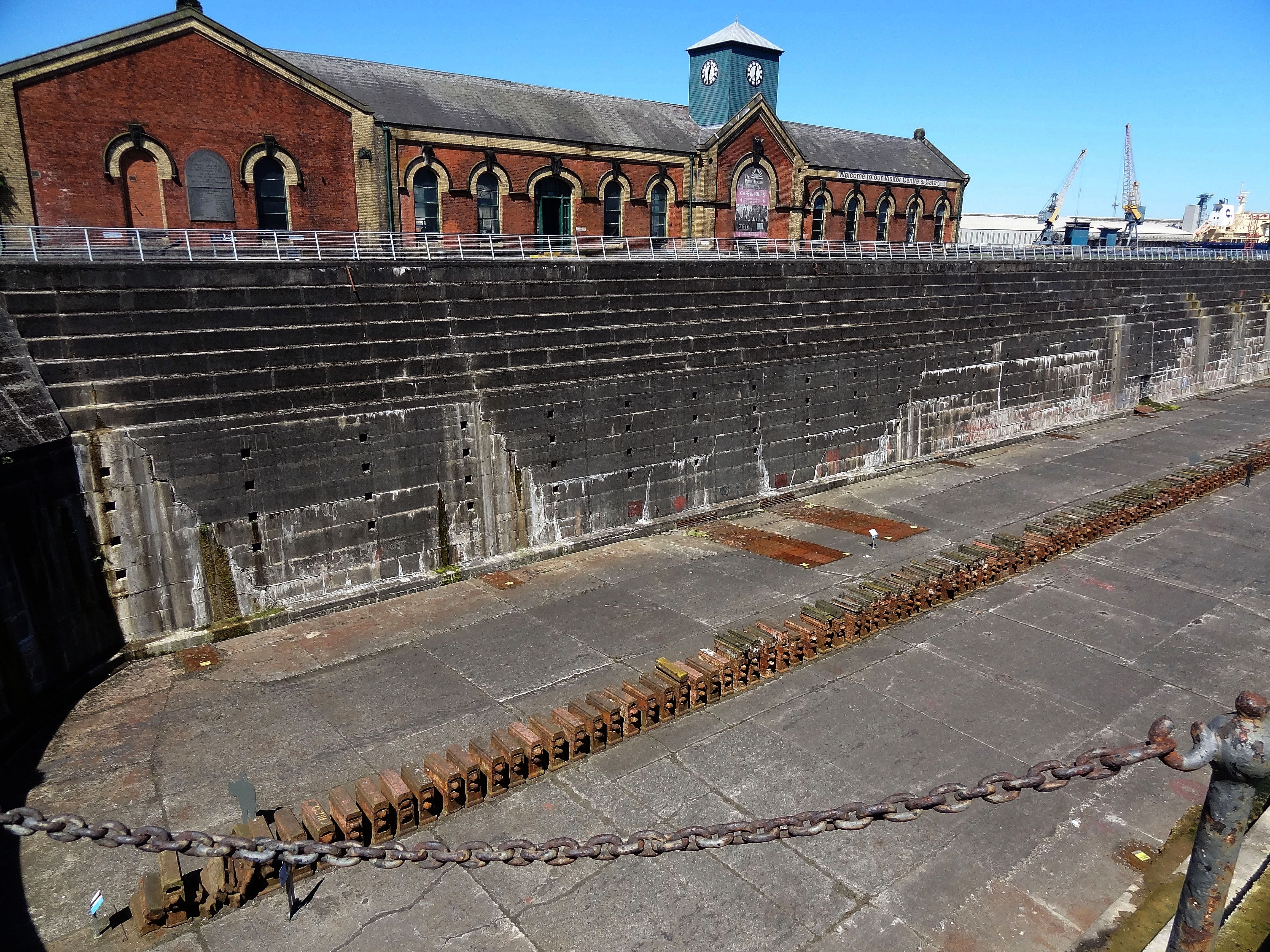 Titanic's Dock and Pump-House - Serge LAROCHE - cc