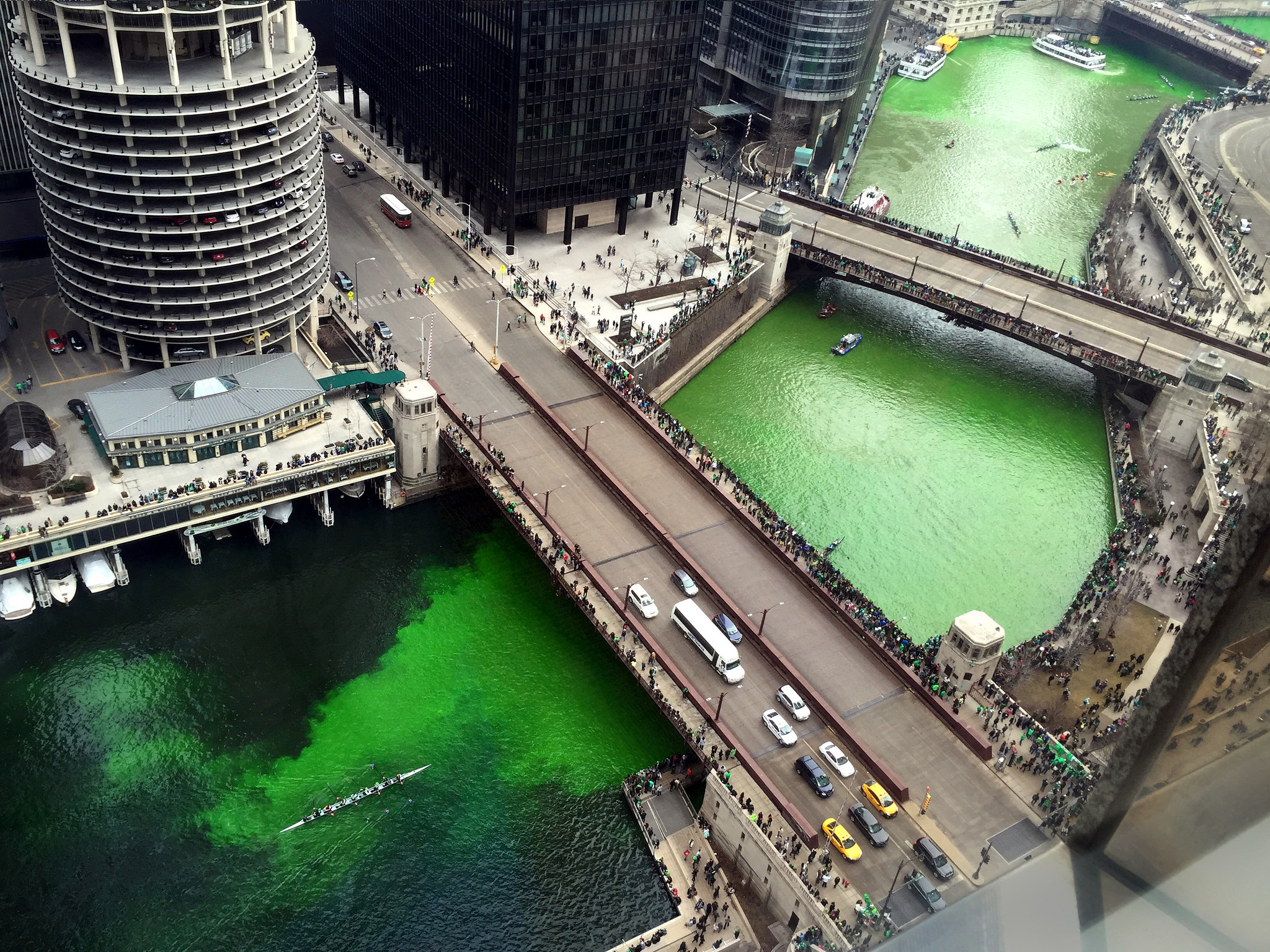 chicago river