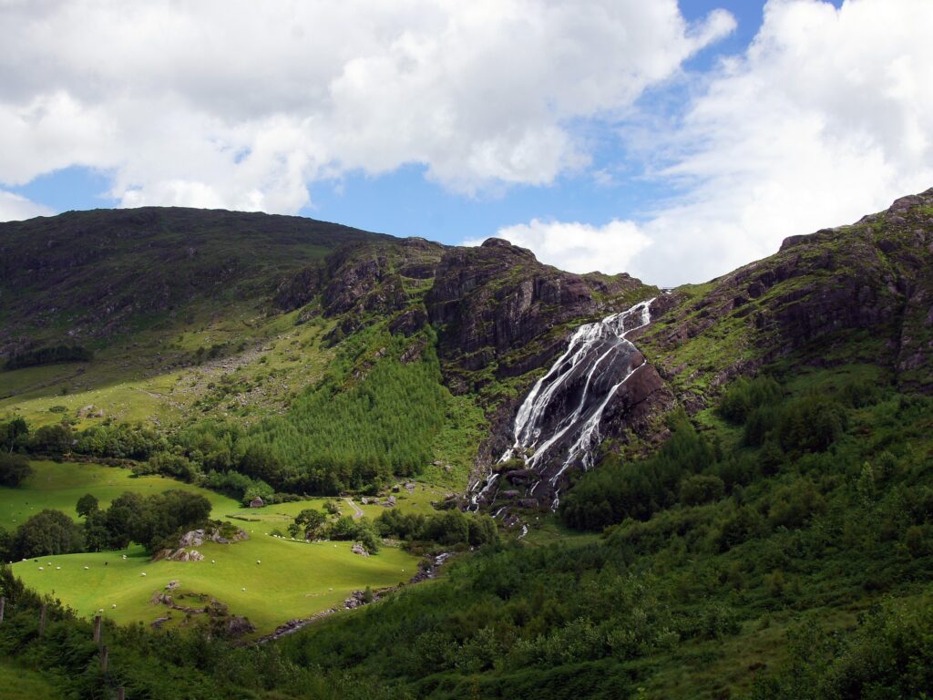 La Gleninchaquin Waterfall - © Jürgen Hamann