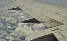 Une aile d'avion - joeybaby - cc