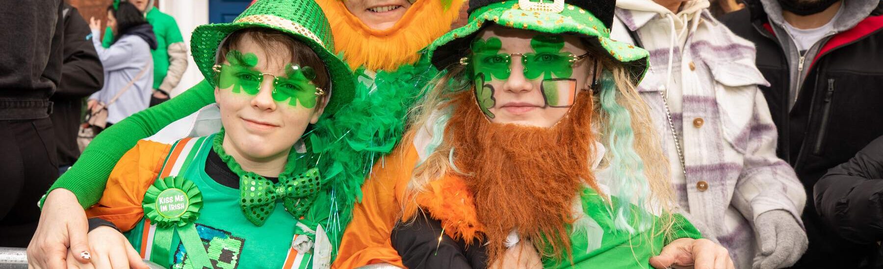 People in green on St Patrick's Day - ©Allen Kiely - Failte Ireland