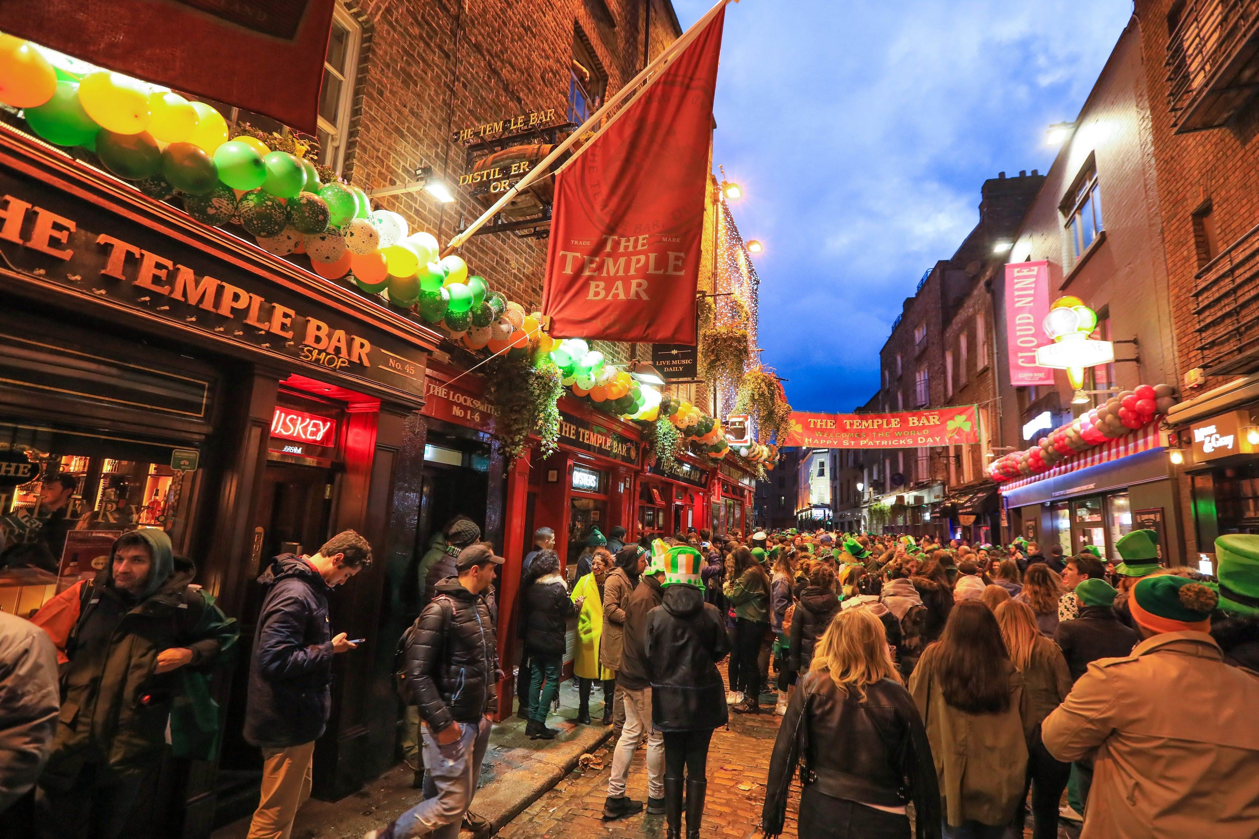 La fête de la St Patrick à Temple Bar à Dublin - © Dave Primov