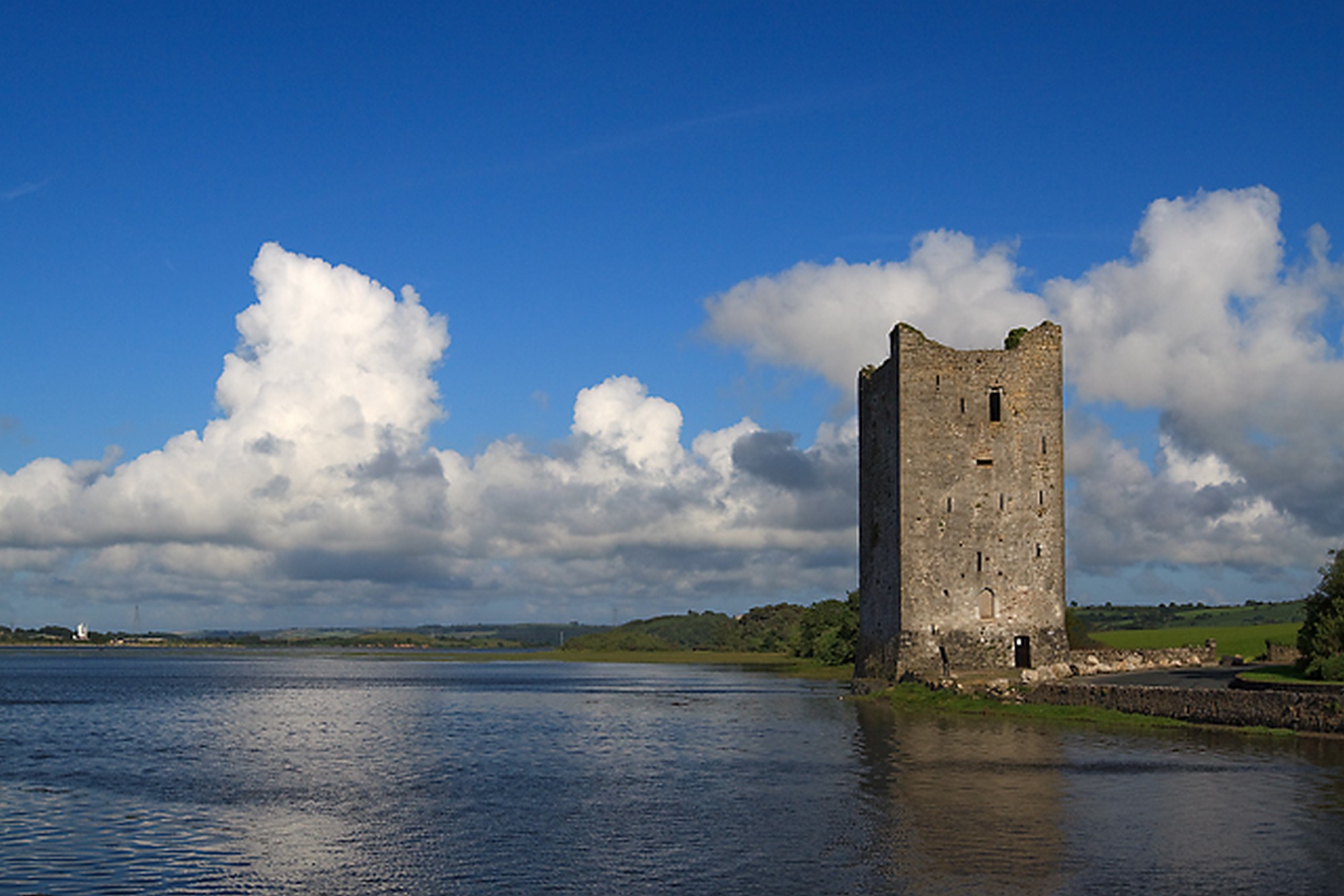 Belvelly Castle - Mike Searle - cc