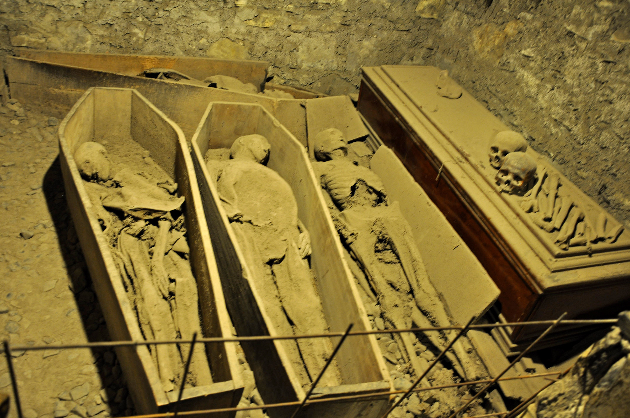 Die verstümmelten Leichen in der St. Michans-Kirche - Jennifer Boyer - cc