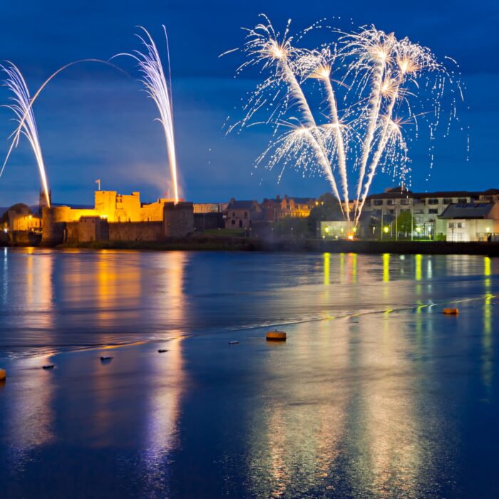 Neujahrsfeuerwerk in Limerick - © Patryk Kosmider