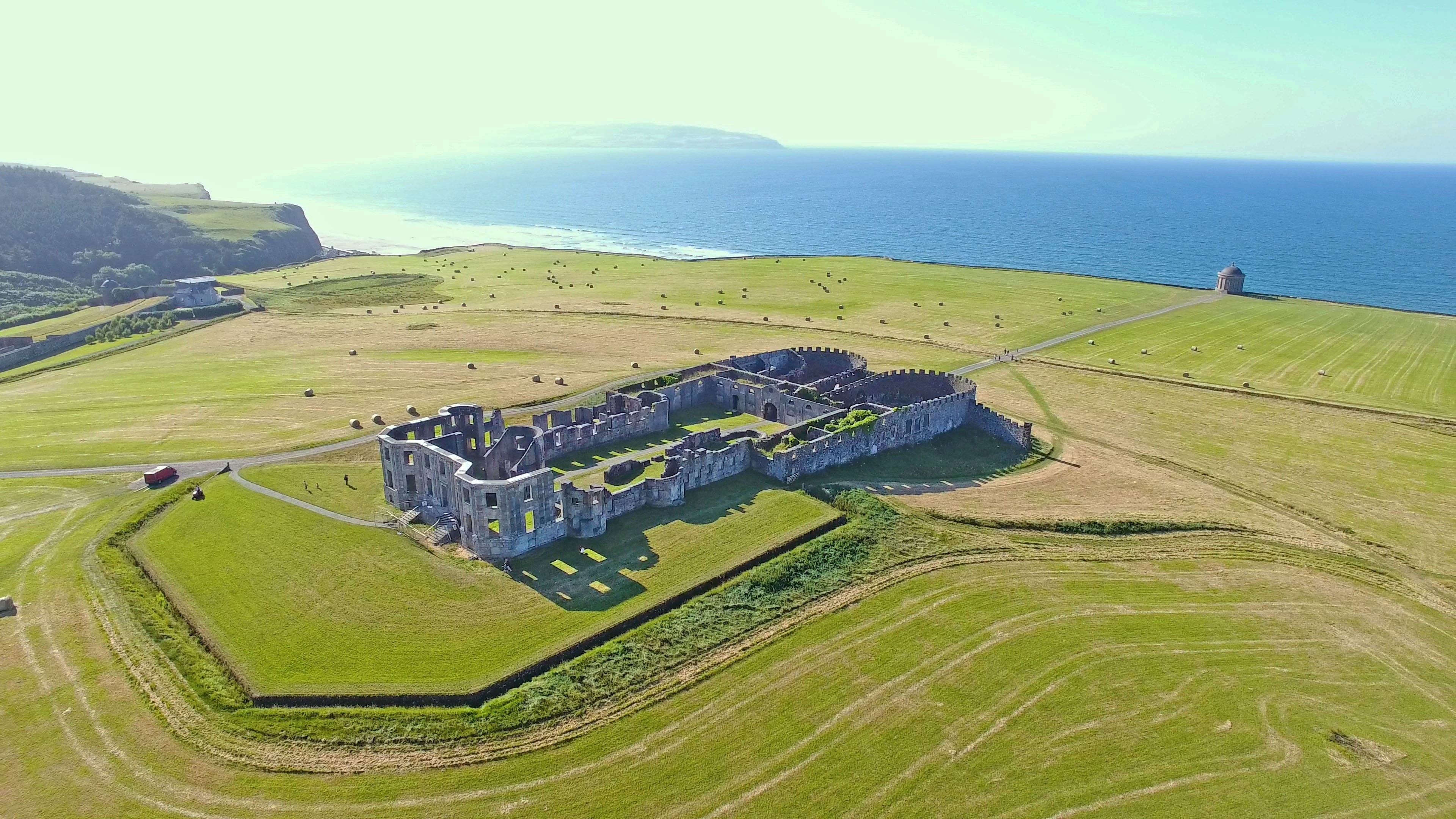 Luftaufnahme des Downhill House - © peter