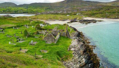 Derrynane Abbey - © MNStudio