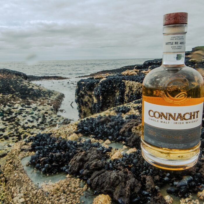 Ein Whiskey von der Connacht Whisky Distillery