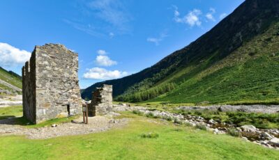 Das Miners Village im Nationalpark Monts of Wicklow - © Uwalthie Pic Project