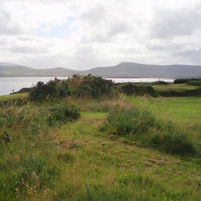 Das Dun An Oir Fort - Sharon Loxton - cc