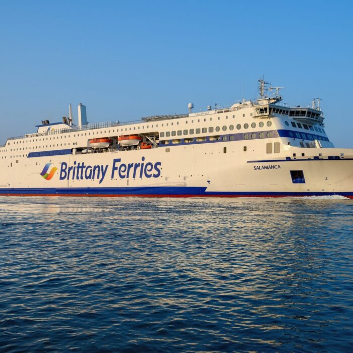 Die Fähre Salamanca von Brittany Ferries fährt von Cherbourg nach Rosslare und auch von Bilbao nach Rosslare - © BRITTANY FERRIES
