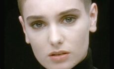 Sinéad O'Connor in dem Musikvideo "Nothing Compares 2 U".