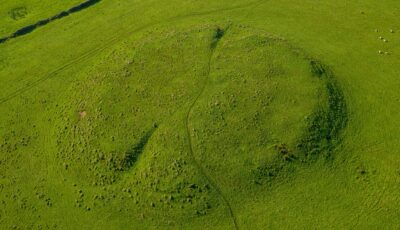 Rathcroghan Mound - © Sonder Visuals - Failte Ireland