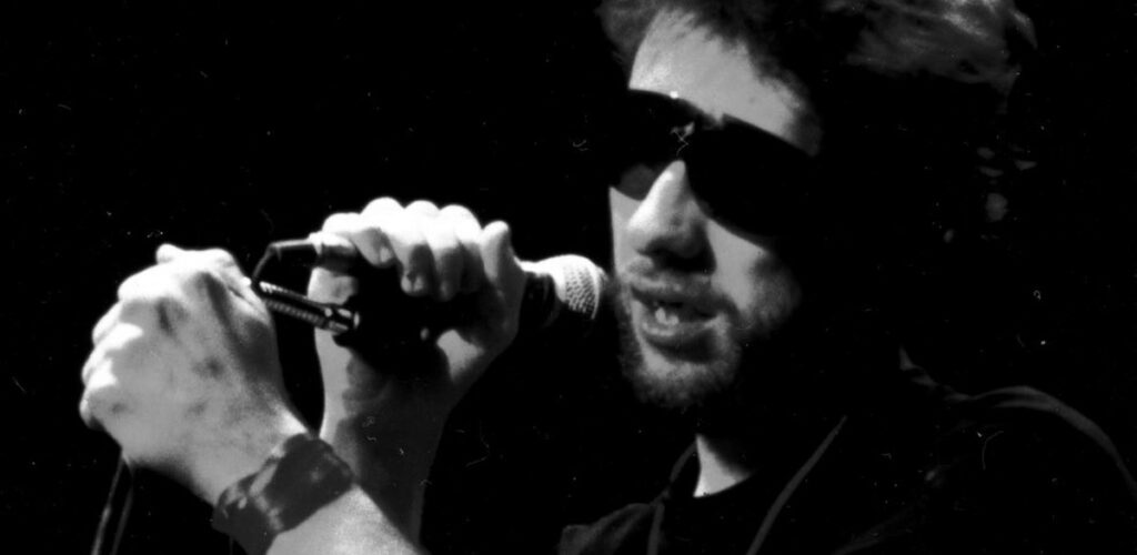 Shane MacGowan, der irische Sänger der Pogues, starb im Alter von 65 Jahren.