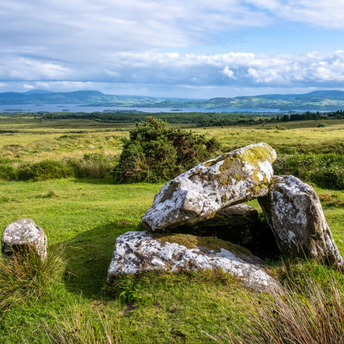 Der Bohatch Dolmen - © Destination Lough Derg