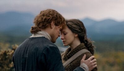 Bevor Outlander eine Serie wurde, war ein Film geplant, in dem Claire von Katherine Heigl gespielt werden sollte.