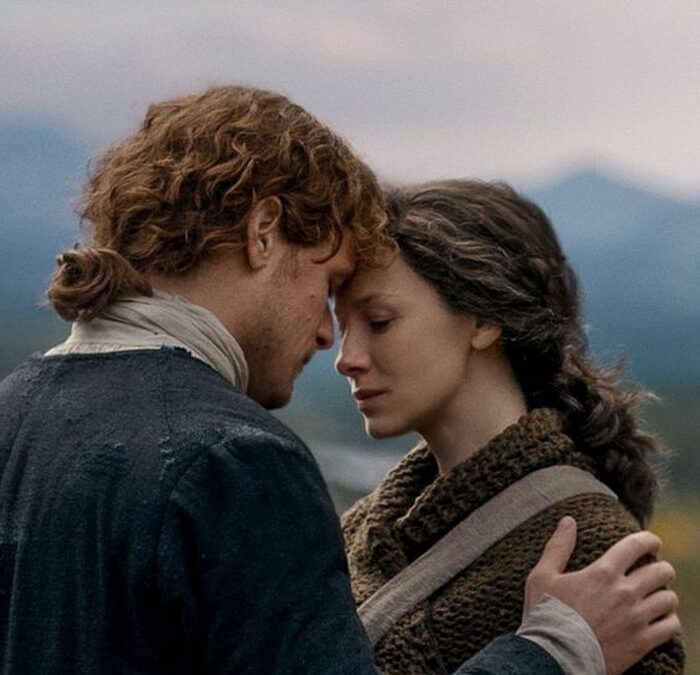 Bevor Outlander eine Serie wurde, war ein Film geplant, in dem Claire von Katherine Heigl gespielt werden sollte.