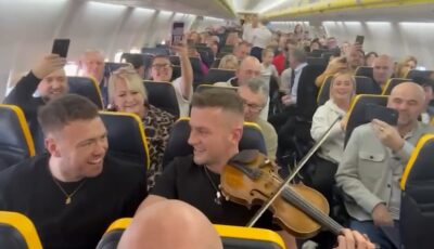 Ein Ryanair-Flug verwandelte sich in ein improvisiertes Konzert mit irischer Musik!