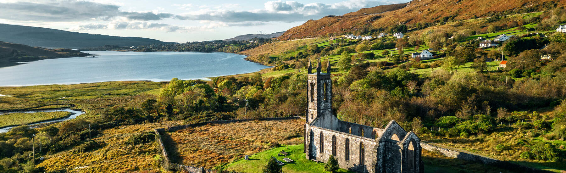 La Dunlewey church - Christoph Partsch - Tourism Ireland