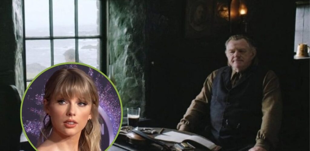 Taylor Swift, interessiert an einem Drink im Pub des Films 