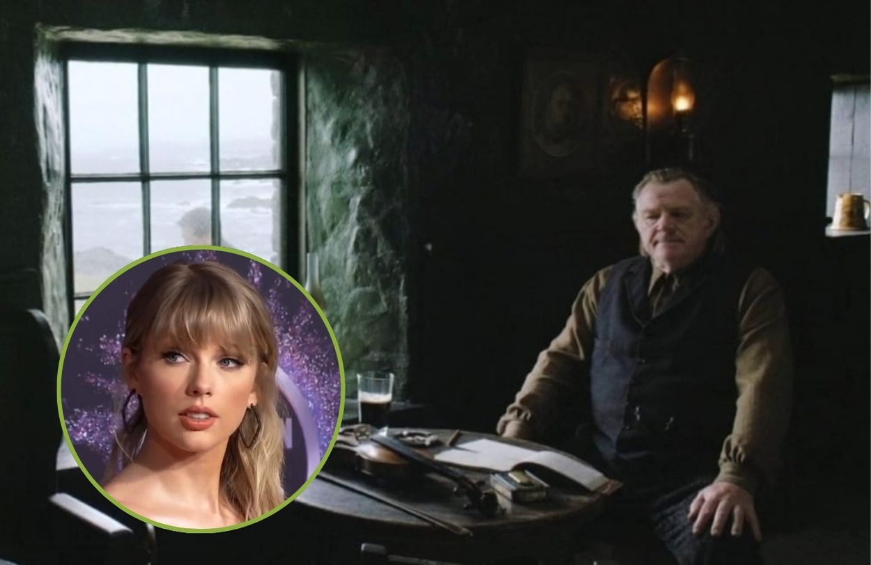 Taylor Swift, interessiert an einem Drink im Pub des Films "Banshees of Inisherin".
