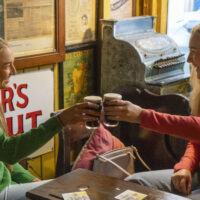 Der Schaum des Guinness ist von höchster Bedeutung! - Failte Ireland