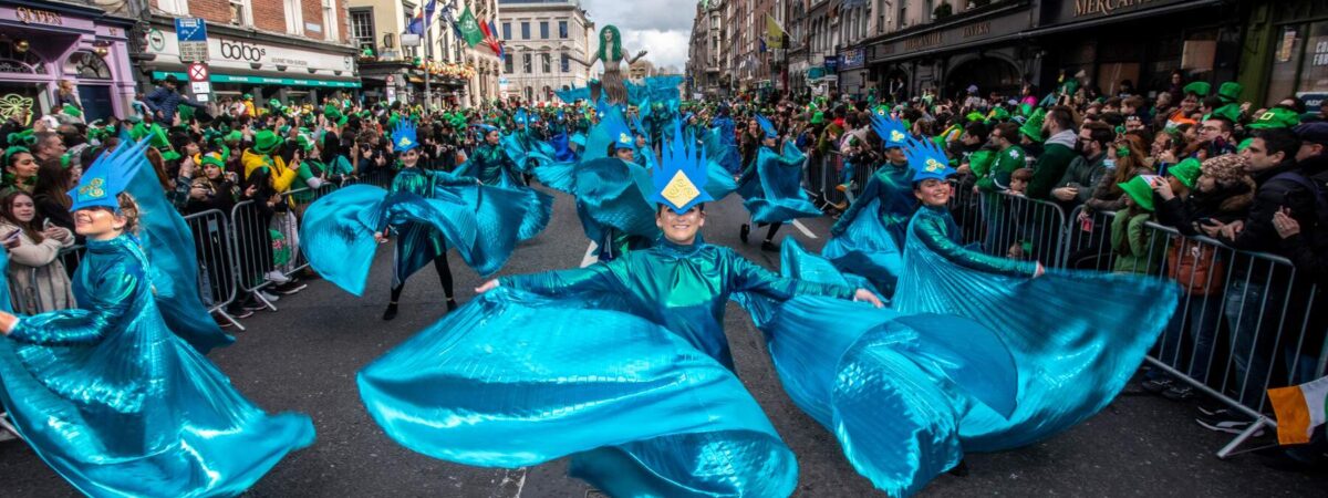 Dublins große Parade - Allen Kiely for St Patricks Festival