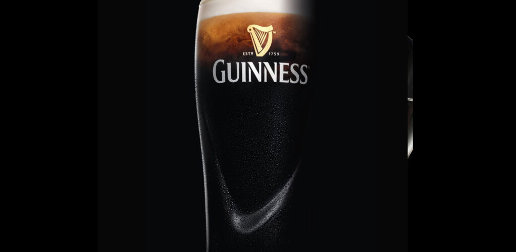 Ein Ire erschafft den „Guinndex“, eine KI, die den Preis des Guinness in Irland indexiert … und die bereits die Irish Pubs zum Beben bringt!
