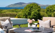 Cosy two bedroom cottage in Waterville with sea views
