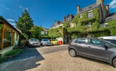 Crescent Close