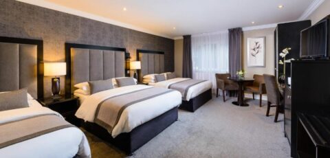 Killarney Oaks Hotel
