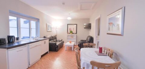 Ocean Breeze Apartment