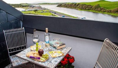 Ocean View Penthouse, The Harbour Mill, Westport