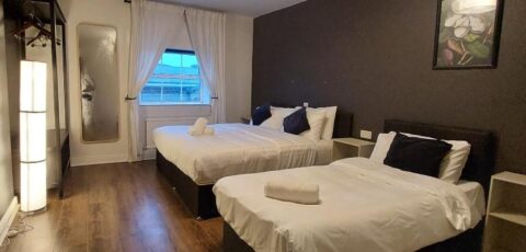 Parliament Inn