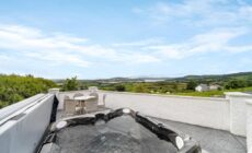 Seaview Lodge Apartment 'Sleeping 4 Guests'
